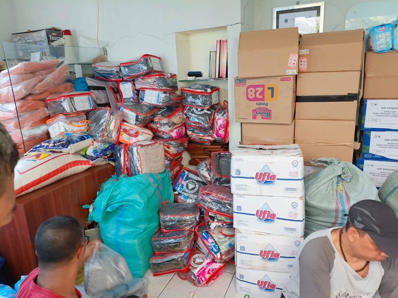 Polisi membuka posko bagi korban kebakaran di Jalan Bangka III. Warga dapat mengurus dokumen-dokumen terbakar tanpa harus datang ke polsek. (dok Ist)