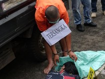 Polisi Gelar Rekonstruksi Pria asal Bengkulu Bunuh Rekannya di Pagar Alam