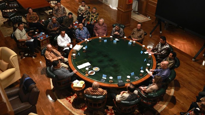 Istana Ungkap Isi Pertemuan Prabowo dan Pengusaha di Hambalang