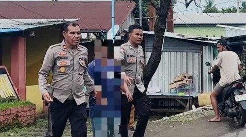Pria berinisial I ditangkap polisi seusai membacok kawannya saat sedang pesta miras di Desa Kandidi, Kecamatan Pekat, Kabupaten Dompu, NTB. (Foto: Dok. Istimewa)