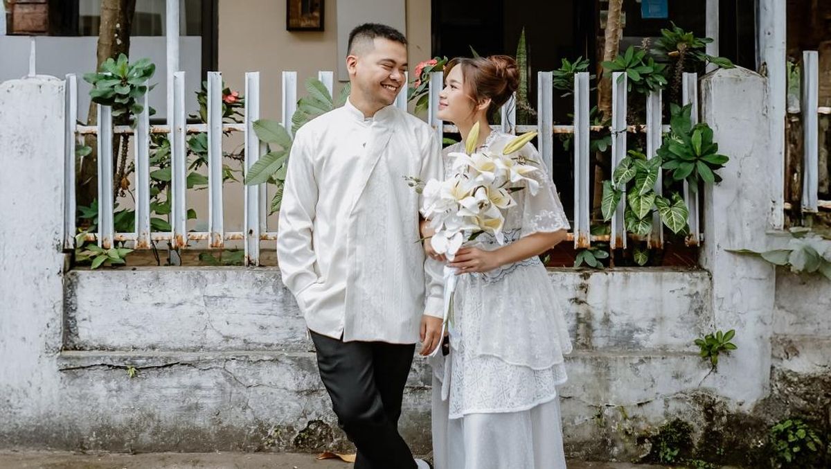 Reza SMASH Menikah dengan Santi Febrianti di KUA