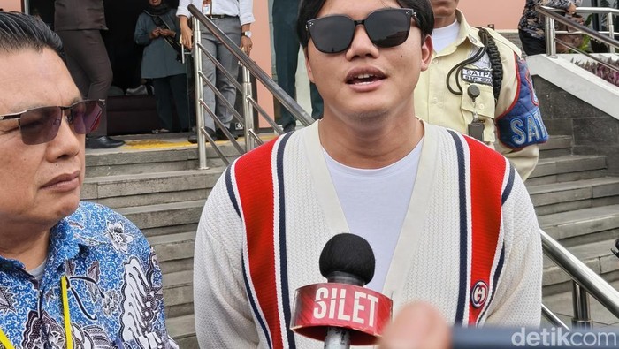 Datang ke PA Bandung, Rizky Febian Tegaskan Hak Waris Bintang