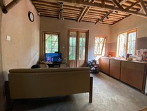 Warga Cimahi Bangun Rumah Pakai Tanah & Bambu, Modalnya Cuma Segini