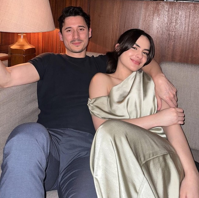 Gimana Rasanya Punya Suami Nino Fernandez, Steffi Zamora?