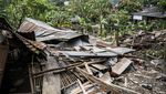 Tanah Bergerak Rusak Permukiman Warga di Semarang