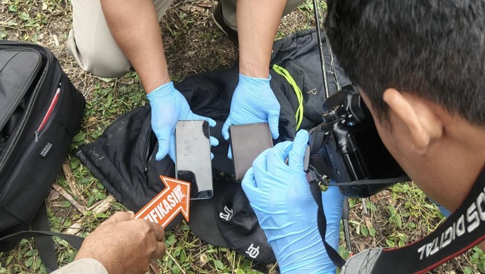 Tim Inafis Polres Nganjuk melakukan identifikasi di TKP