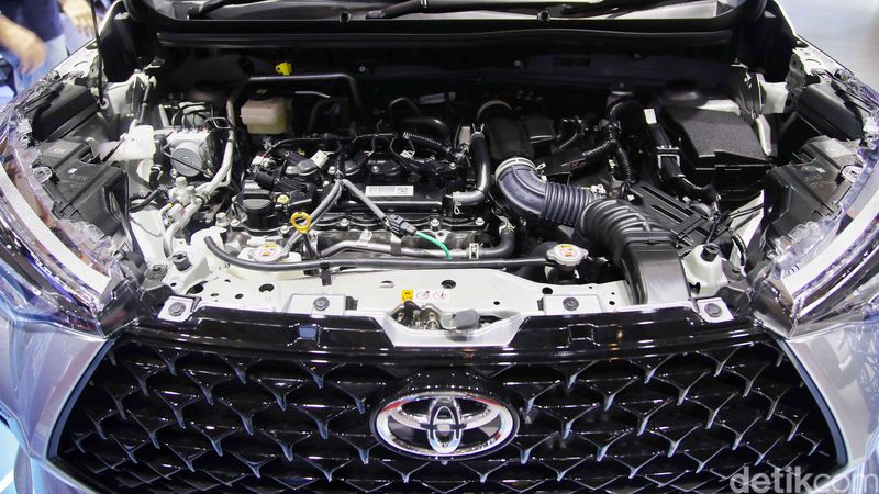 Toyota resmi memasarkan Veloz Hybrid di IIMS 2026 dengan harga mulai Rp303 juta. MPV ramah lingkungan ini menjadi opsi hybrid paling terjangkau di lini Toyota Indonesia.