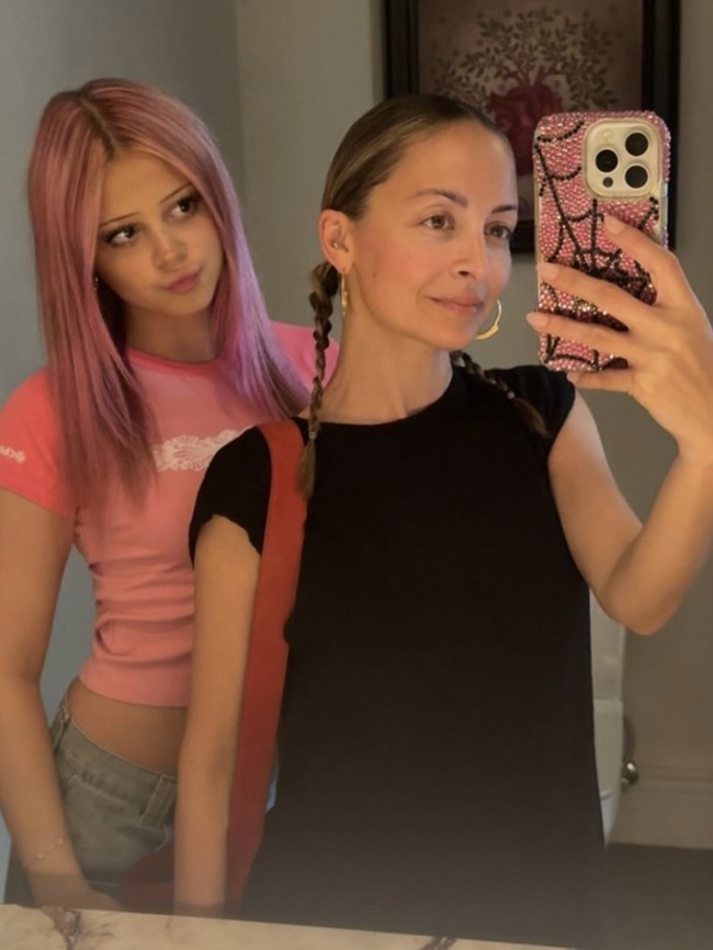 Transformasi Anak Nicole Richie, Ganti Identitas di Usia 18
