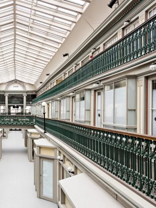 Potret Mal Tertua di AS yang Telah Disulap Menjadi Apartemen