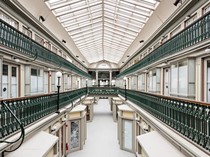 Potret Mal Tertua di AS yang Telah Disulap Menjadi Apartemen