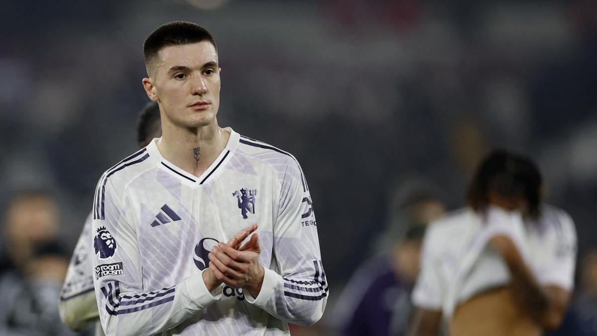 Striker Manchester United Benjamin Sesko lagi gacor. (Foto: Action Images via Reuters/Peter Cziborra)