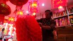 Berburu Hiasan Imlek, Lampion Dijual Rp30 Ribu hingga Rp1 Juta