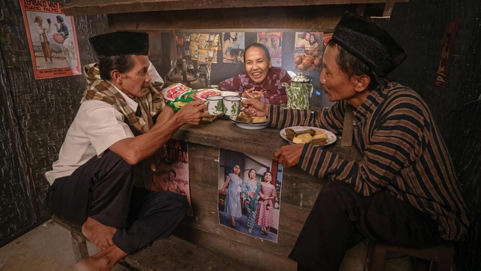 Bertukar Cangkriman Bahasa Jawa