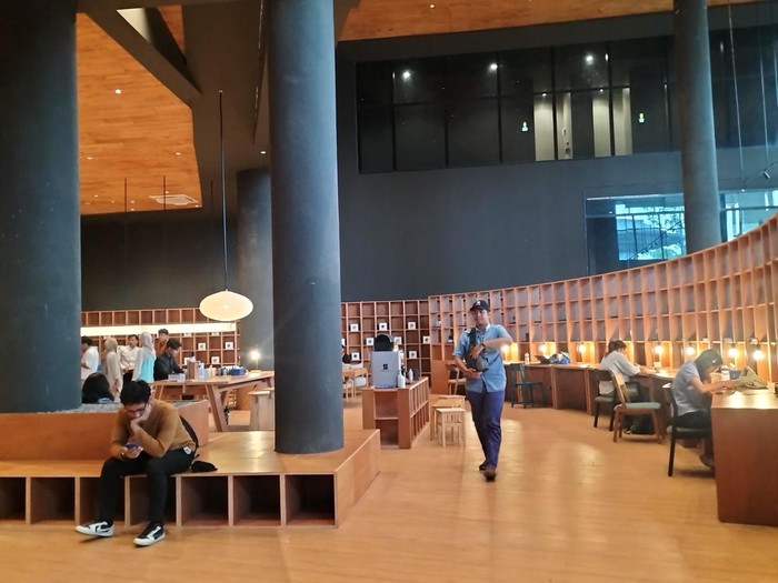 Collabhub by ParagonCorp di GIK UGM