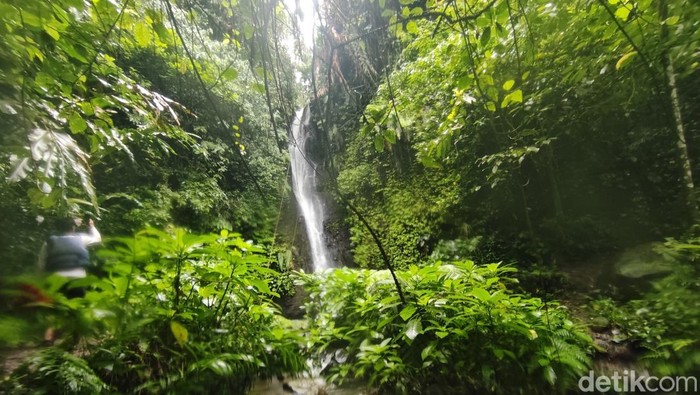 Ekowisata Ciwaluh: Dari Perlawanan Menjaga Hulu Sungai Cisadane