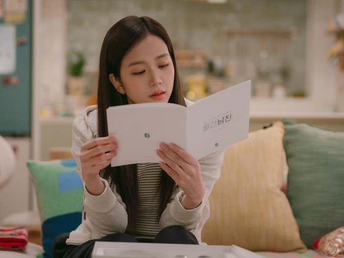 Baju kerja wanita di drama Korea Honour