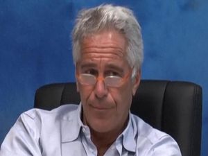 Video Dokumentasi saat Epstein Diinterogasi Pada 2010