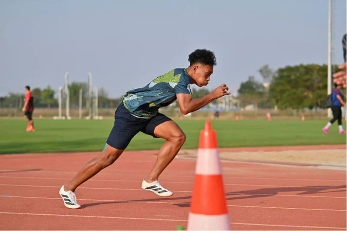 Firza Faturahman Listianto, Mahasiswa Unesa Peraih Medali ASEAN Para Games 2026