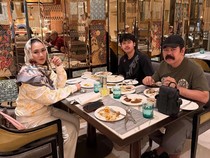 Hangatnya Kebersamaan Inul Daratista dan Keluarga saat Kulineran