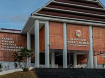 Saling Lempar Bola Panas Tunggakan Gaji ke-13 dan THR 700 Guru di Mamuju