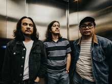 Pelarian Terbaru Kelompok Penerbang Roket