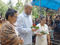 Video: Melihat Sidang Adat Toraja Pandji Pragiwaksono