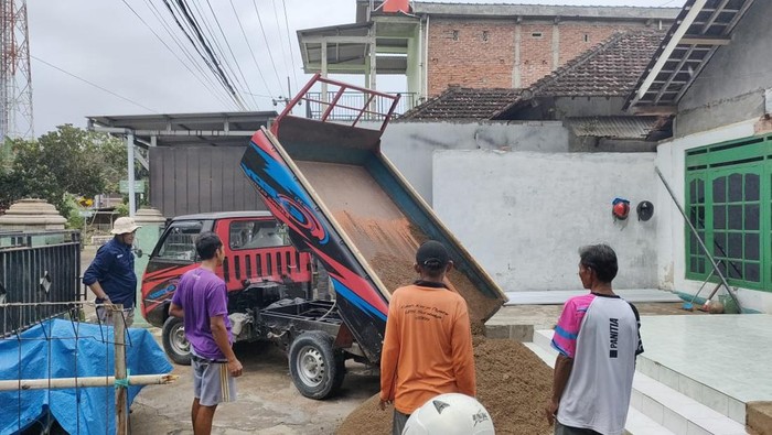Persiapan perbaikan rumah warga terdampak gempa di Pacitan