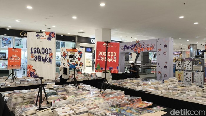 Potret Pasar Literasi di Salah Satu Mal di Jalan Merdeka Bandung