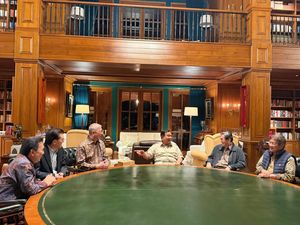 Prabowo Panggil Para Konglomerat ke Hambalang, Ada Prajogo Pangestu-Aguan