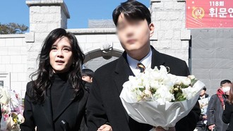 Gaya Pewaris Samsung Saat Wisuda Anak Jadi Atensi, Disebut Definisi Old Money