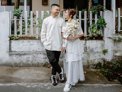 Reza SMASH Nikah di KUA, Sang Istri Cantik Pakai Baju Pengantin Sewaan