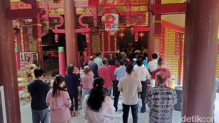 Ritual Song Shen Jie Digelar Jelang Imlek di Klenteng Eng An Kiong