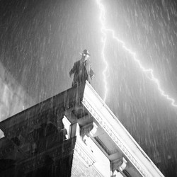 Penampakan Perdana Nicolas Cage di Spider-Noir