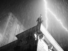 Penampakan Perdana Nicolas Cage di Spider-Noir