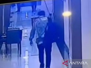 Polda Metro Tangkap Maling Laptop Pakai Lanyard di Hotel Bintang 5