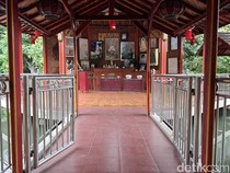 Menengok Kesibukan Vihara Gayatri di Depok Jelang Imlek