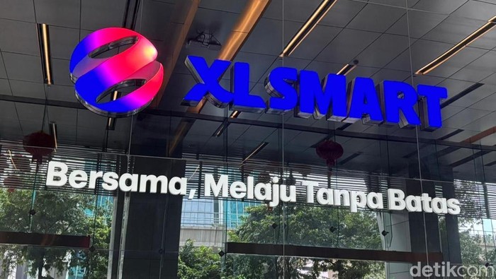Logo operator seluler XLSmart
