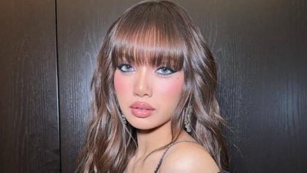 Adu Gaya Makeup 4 Personel BLACKPINK, Fresh ala Korea vs Bold ala Western