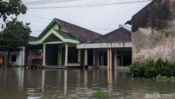 Banjir di Wringinanom Gresik
