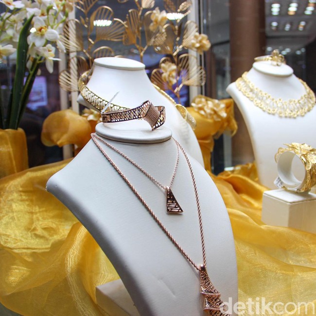 Berburu Perhiasan di Jakarta Jewellery Fair