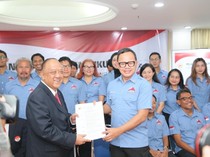 Bima Arya Dilantik Jadi Ketum Pengurus Pusat Asosiasi Lari Trail Indonesia