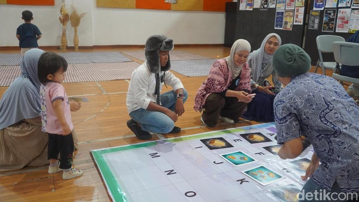 Gelaran Semua Murid Semua Guru (SMSG) Belajaraya di Surabaya
