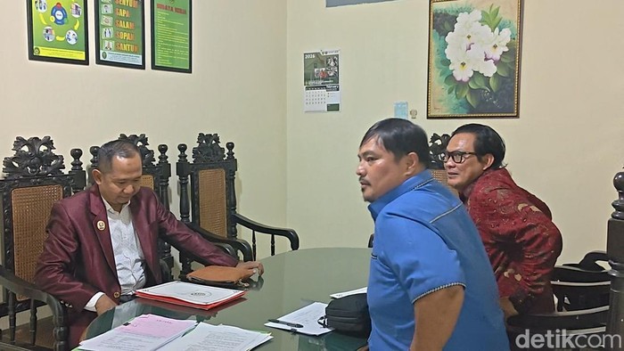 Sidang mediasi gugatan nama KGPH Purbaya menjadi Sri Susuhunan Paku Buwnono Empat Belas, Kamis (12/2/2026).