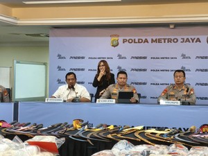Video Barbuk Hasil Razia Polda Metro Jelang Ramadan: Senpi hingga Narkoba