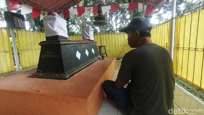 Makam Raden Mas Rekso Mulyo atau Mbah Mangun Kusumo di Kelurahan Mangundikaran Nganjuk