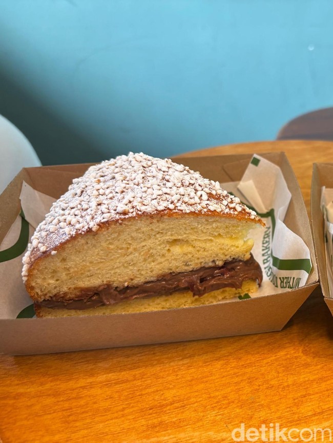 Sedapnya Sarapan  Brioche Cinnamon Roll hingga Kopi di Bakery Halal di Singapura