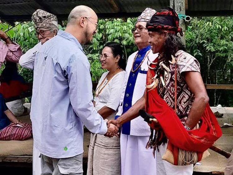 Ketika Pandji Pragiwaksono Diadili Masyarakat Toraja