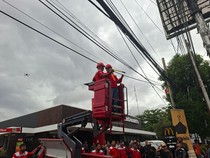 Ditertibkan Pemprov Banten, Kabel Optik Ilegal di Jalanan Kota Serang Dipotong