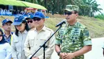 Penampakan Jet Tempur F-16 dan Super Tucano Landing di Jalan Tol