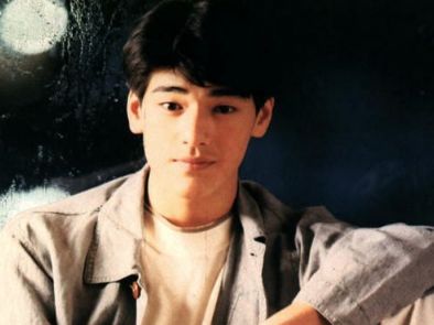 Takeshi Kaneshiro Takeshi Kaneshiro dalam film Chungking Express (1994).